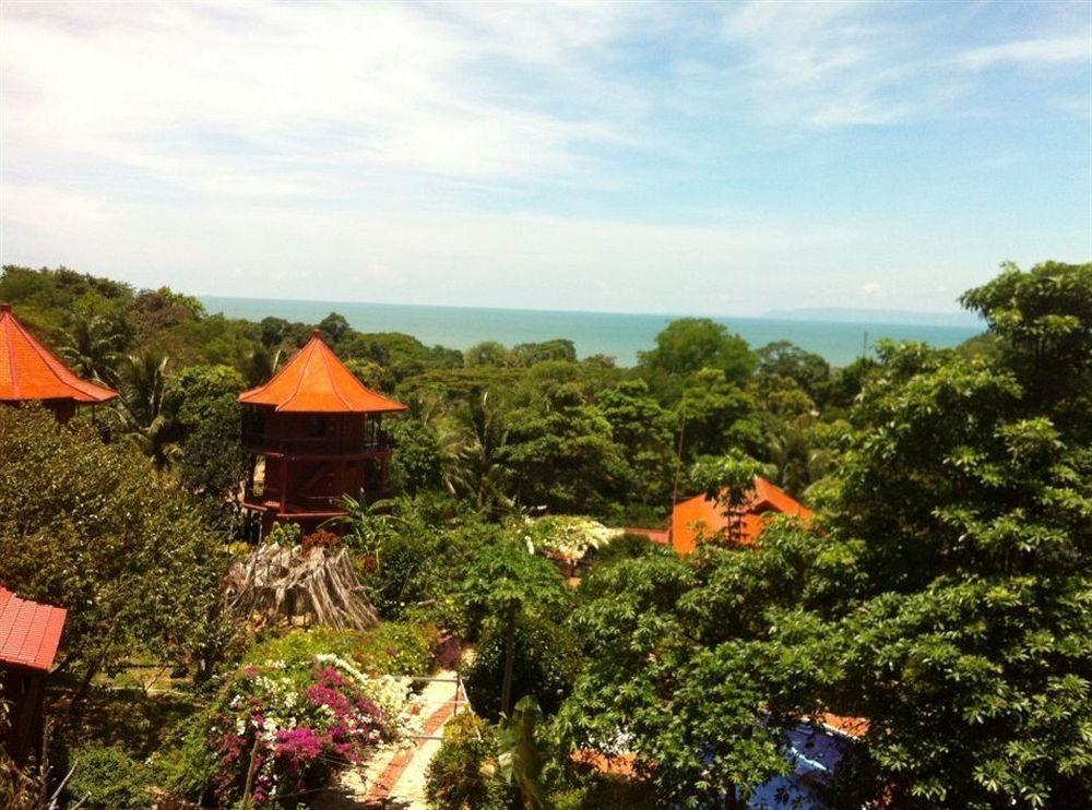 Spring Valley Resort Kep Exterior photo